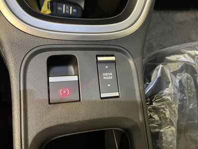Jeep Avenger 1.2 turbo e-hybrid mhev Summit fwd 110cv edct6 (16)