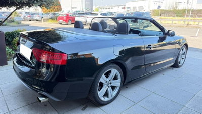 Audi A5 Cabrio 2.0 TFSI 211 CV quattro S tronic Business (19)
