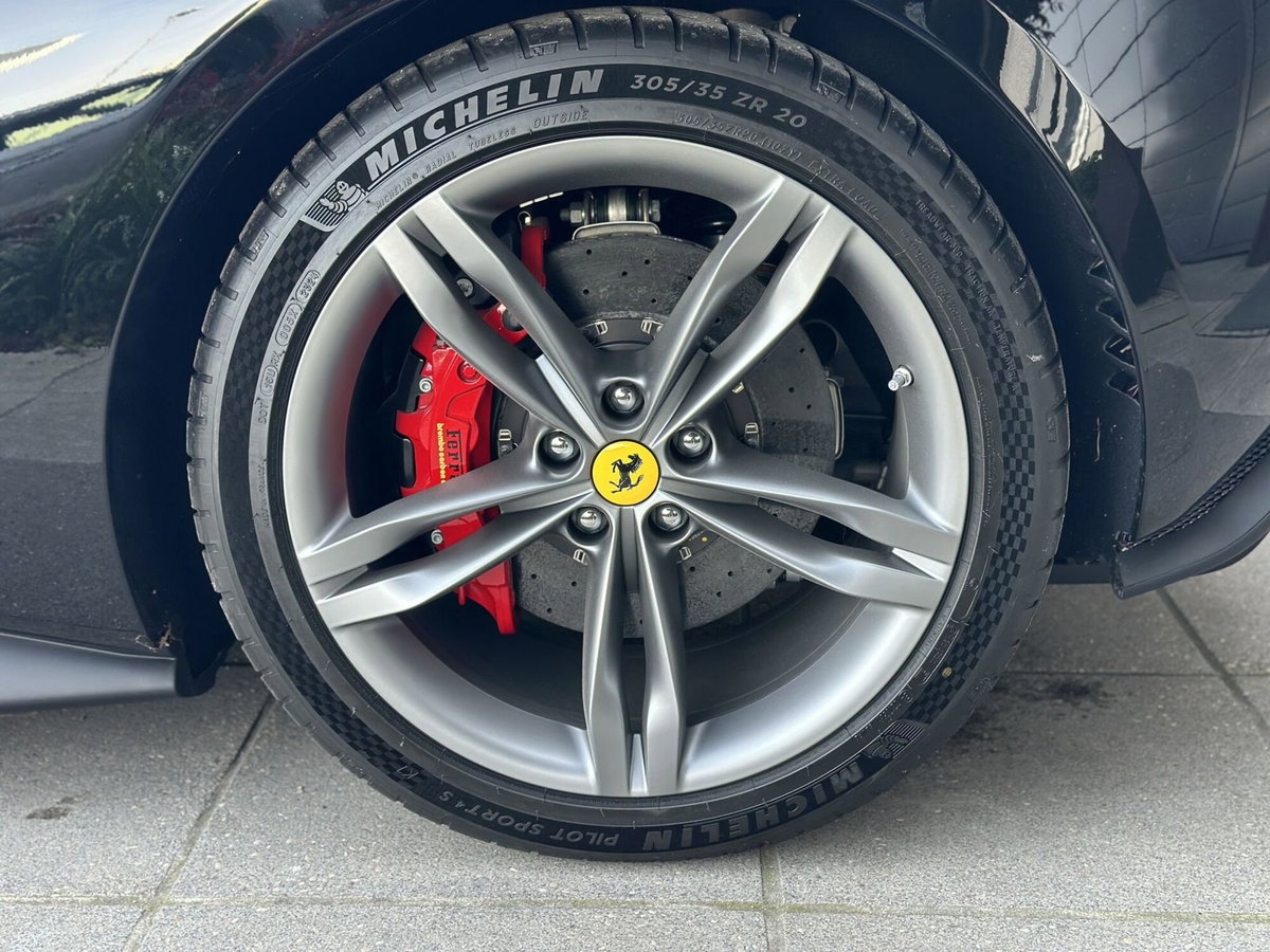Ferrari 296 Spider 3.0 GTS (16)