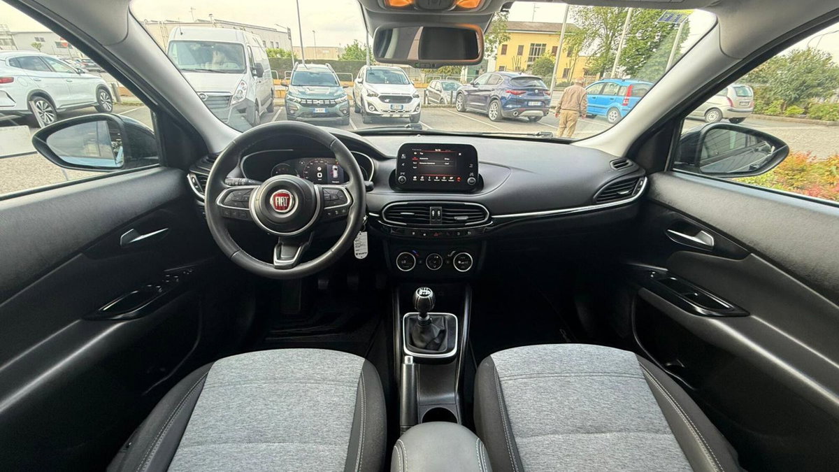 Fiat Tipo Tipo 5p 1.6 mjt Cross s&s 130cv (9)