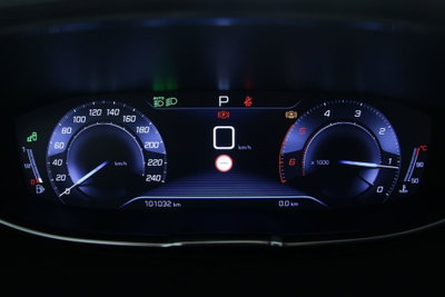 Peugeot 3008 BlueHDi 130 S&S EAT8 Allure Pack (11)