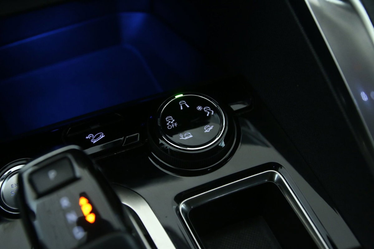 Peugeot 3008 BlueHDi 130 S&S EAT8 Allure Pack (14)