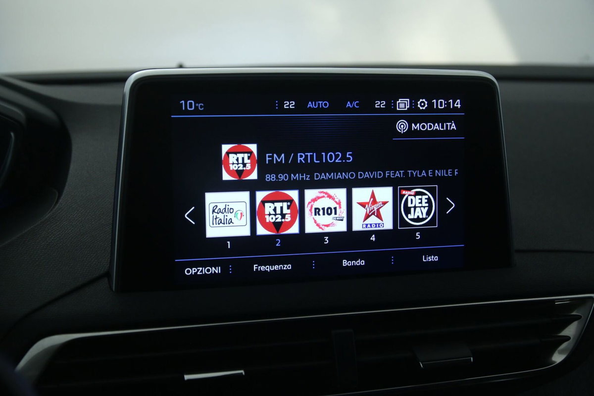 Peugeot 3008 BlueHDi 130 S&S EAT8 Allure Pack (16)