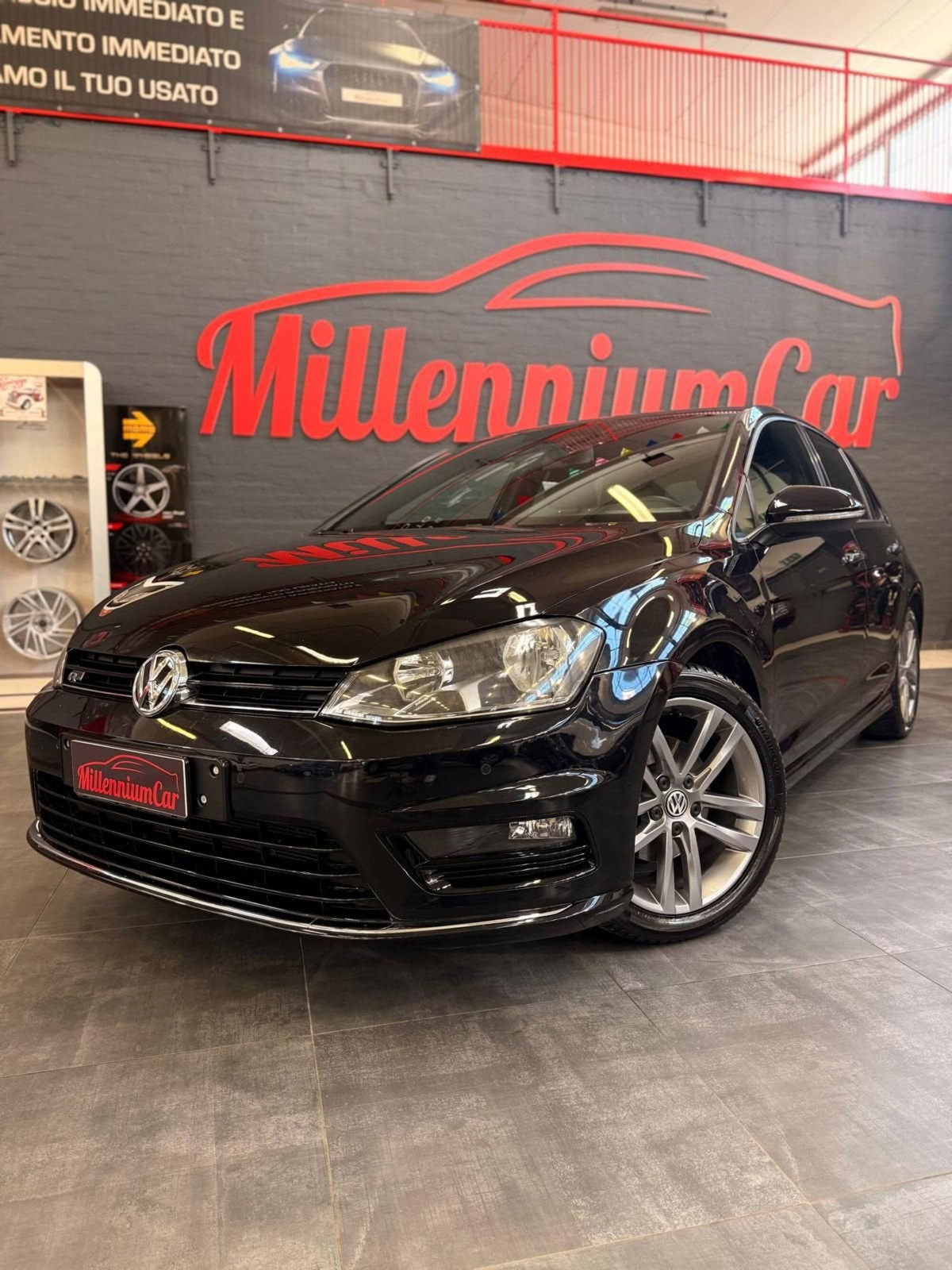 Volkswagen Golf 1.6 TDI 110 CV 5p. Business BlueMotion Technology (2)