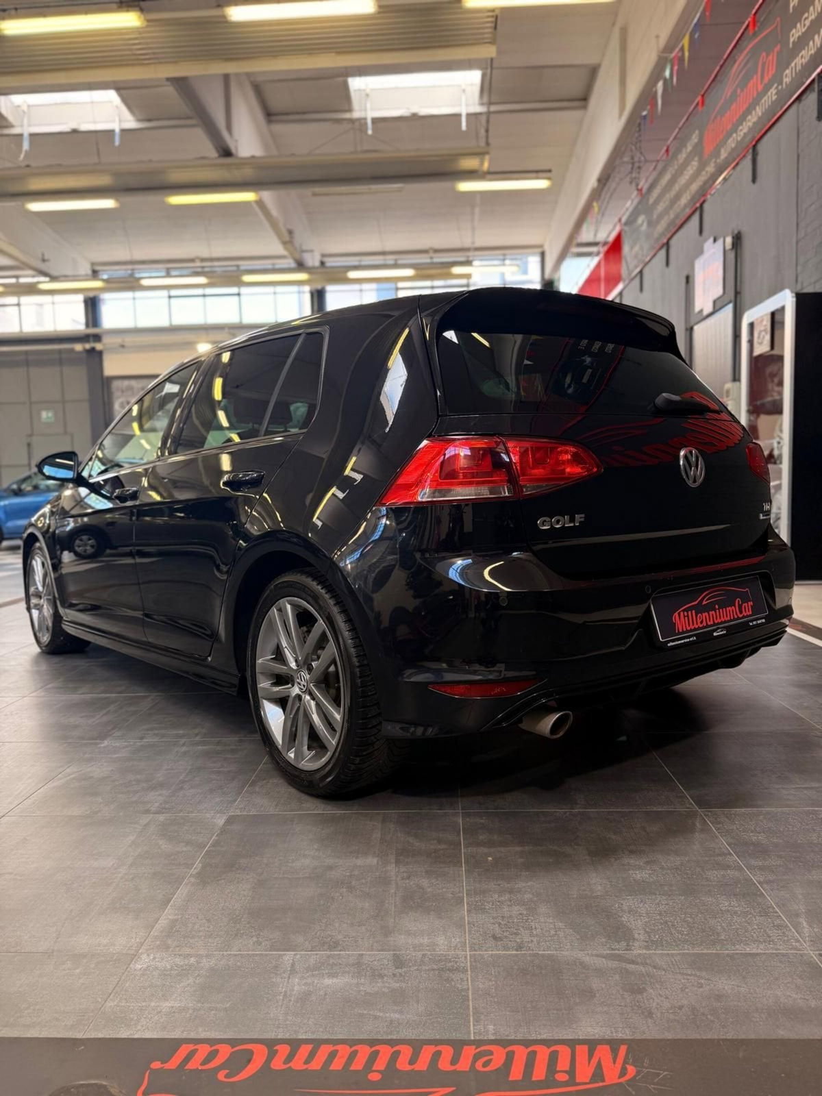 Volkswagen Golf 1.6 TDI 110 CV 5p. Business BlueMotion Technology (7)