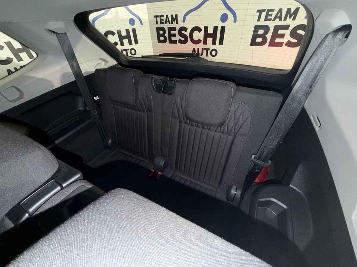 Volkswagen Tiguan Allspace 1.5 tsi Life dsg (16)