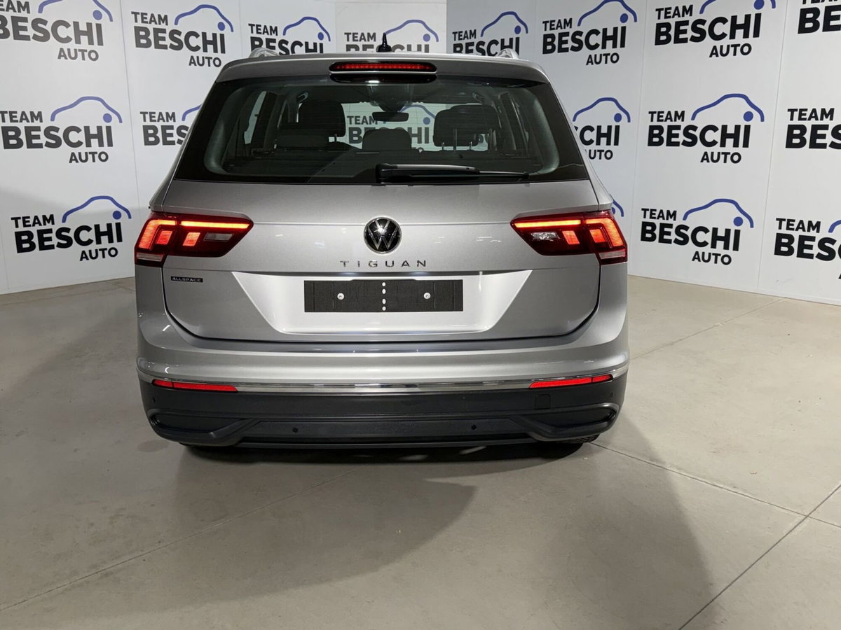 Volkswagen Tiguan Allspace 1.5 tsi Life dsg (3)