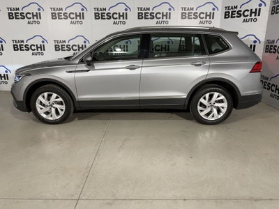 Volkswagen Tiguan Allspace 1.5 tsi Life dsg (4)