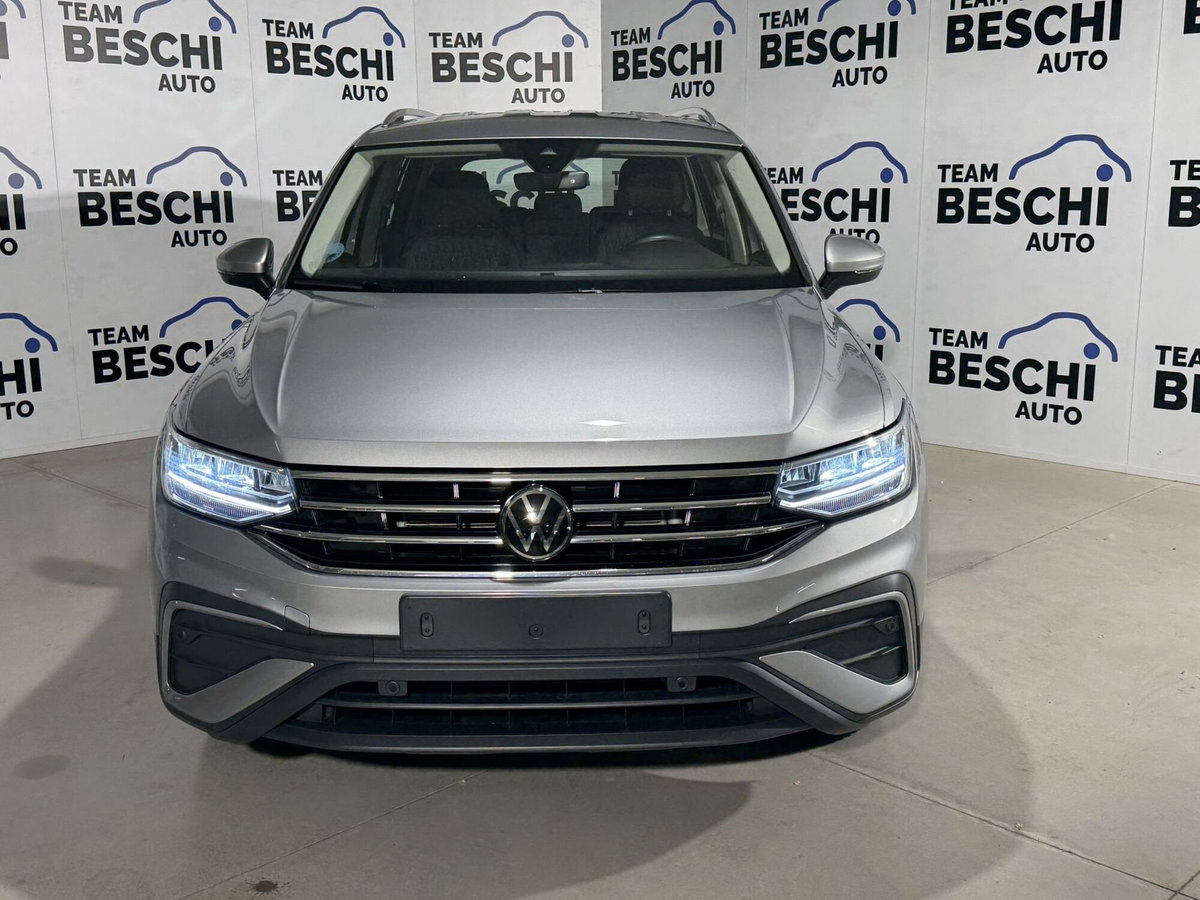 Volkswagen Tiguan Allspace 1.5 tsi Life dsg (5)