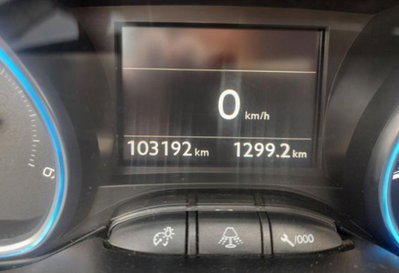 Peugeot 2008 e-HDi 92 CV Stop&Start Active (13)
