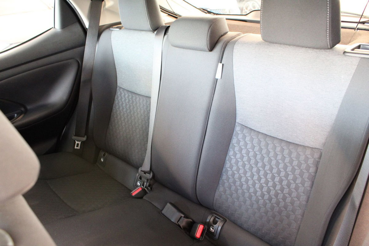 Toyota Yaris 1.5 Hybrid 5 porte Trend (11)