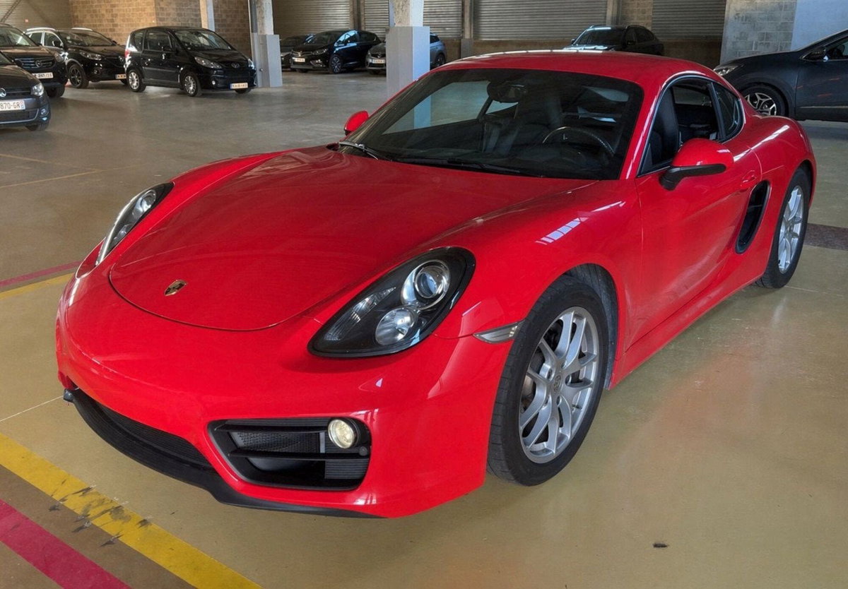 Porsche Cayman 2.7