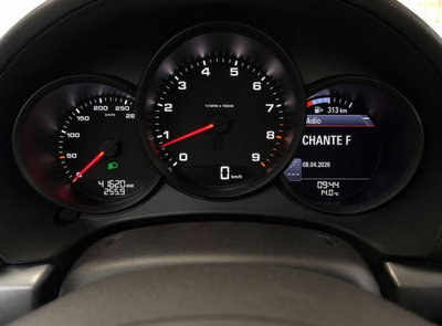 Porsche Cayman 2.7 (4)