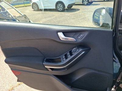 Ford Fiesta 1.1 85 CV 5 porte Titanium (18)