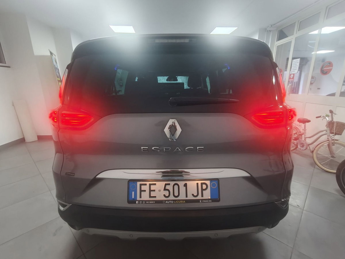 Renault Espace dCi 160CV EDC Energy Initiale Paris 4Control (5)