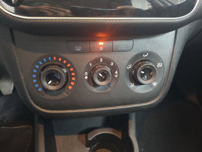 Fiat Punto 1.2 8V 3 porte Street (10)