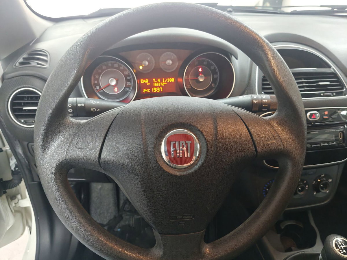 Fiat Punto 1.2 8V 3 porte Street (12)