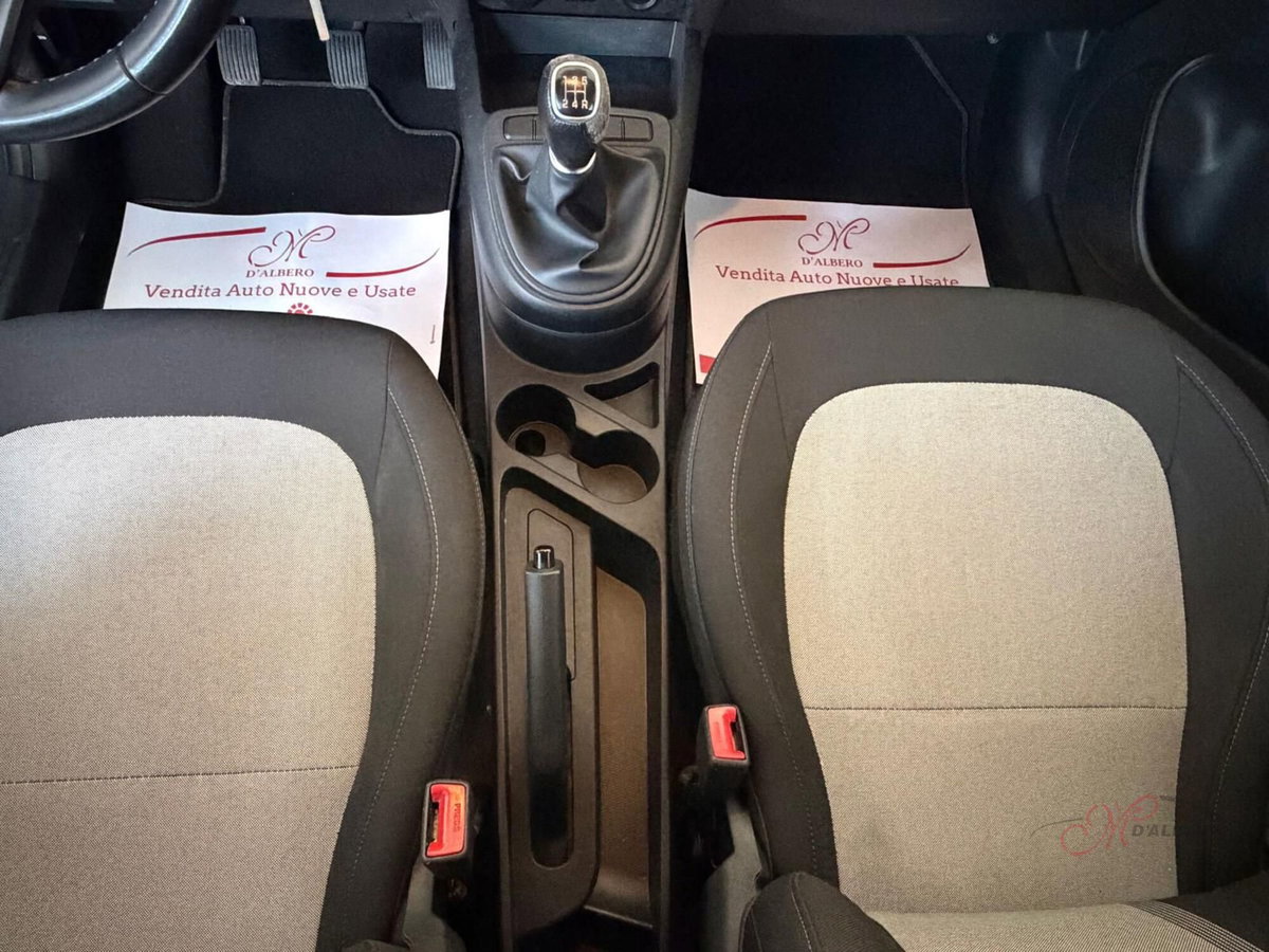 Hyundai i10 1.0 MPI Advanced (10)