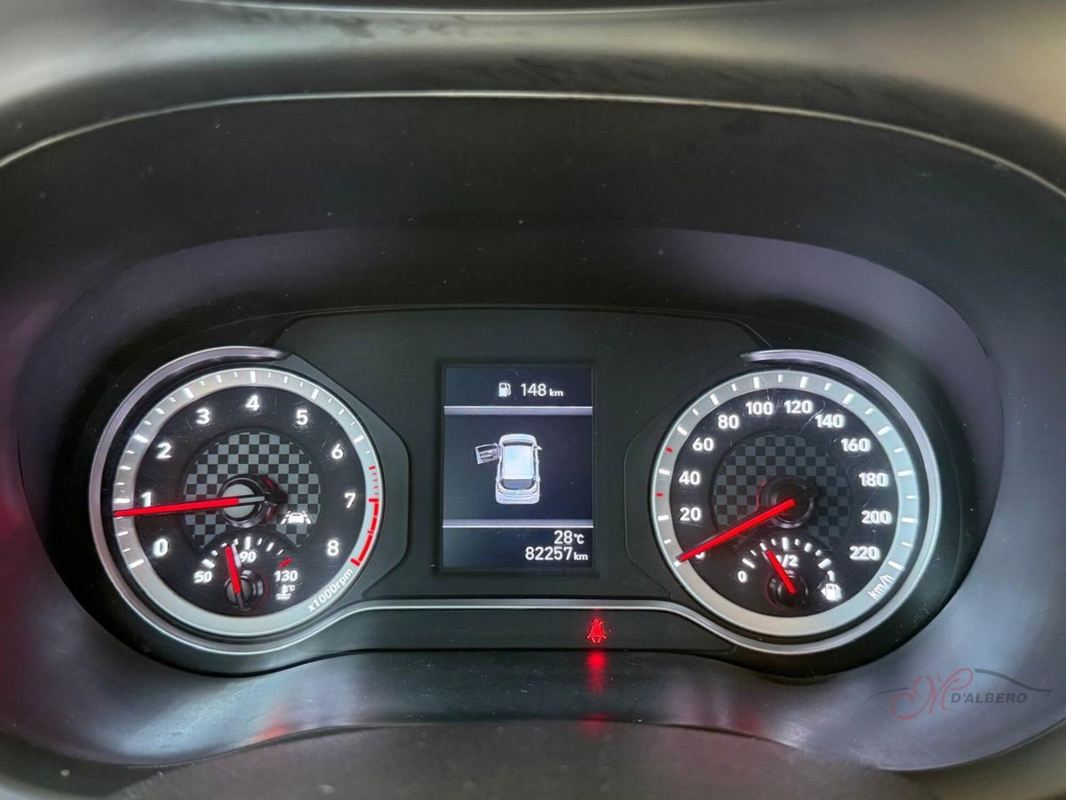 Hyundai i10 1.0 MPI Advanced (13)