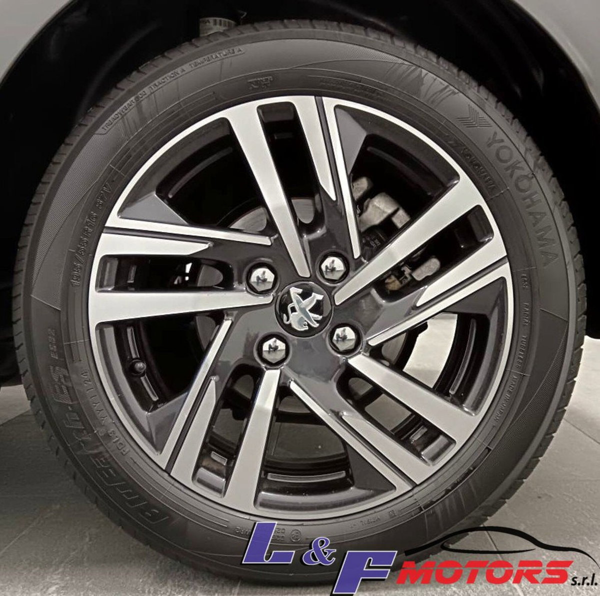 Peugeot 208 BlueHDi 100 Stop&Start 5 porte Allure (19)