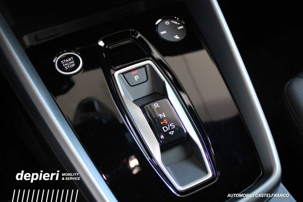 Audi A3 Sedan 35 TFSI S tronic Business (8)