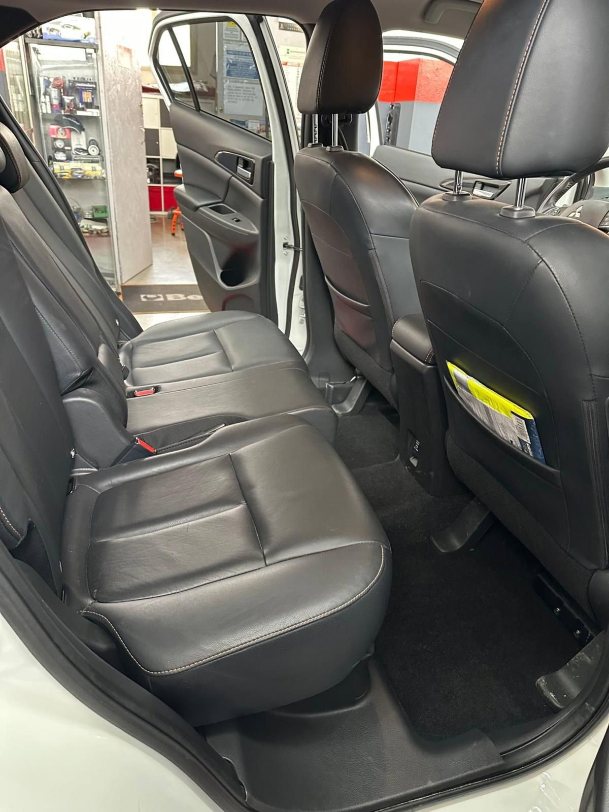 Mitsubishi Eclipse Cross 2.2 diesel 4WD aut. Diamond SDA (13)