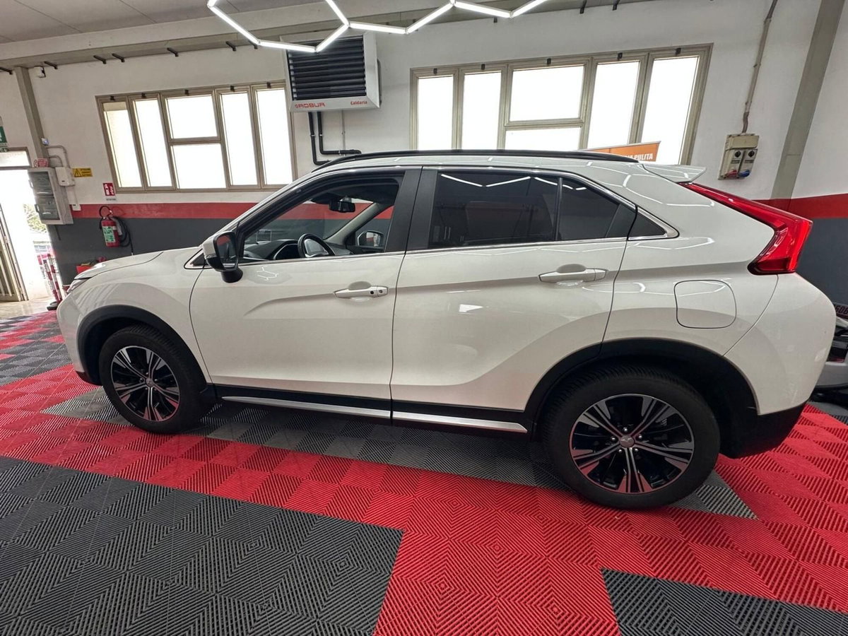 Mitsubishi Eclipse Cross 2.2 diesel 4WD aut. Diamond SDA (3)
