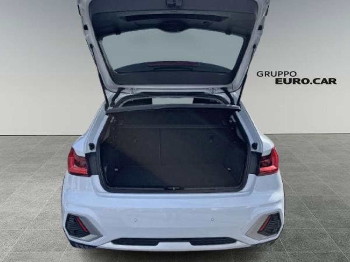 Audi A1 Sportback 30 TFSI Admired (4)