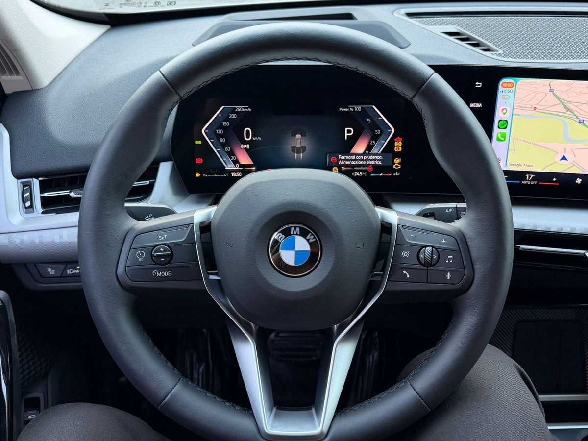 BMW X1 sdrive20i mhev 48V auto (10)