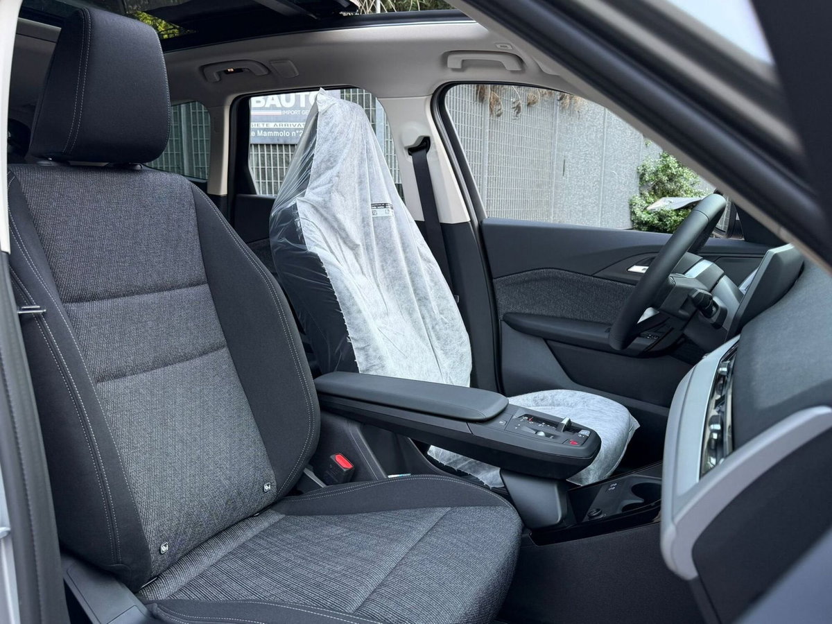 BMW X1 sdrive20i mhev 48V auto (7)