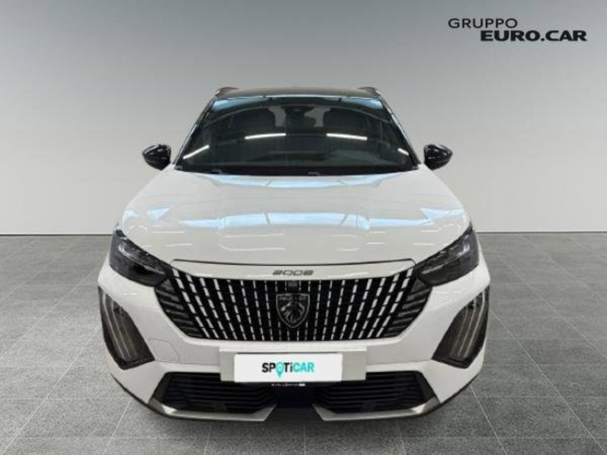 Peugeot 2008 PureTech 130 S&S EAT8 GT Pack (2)
