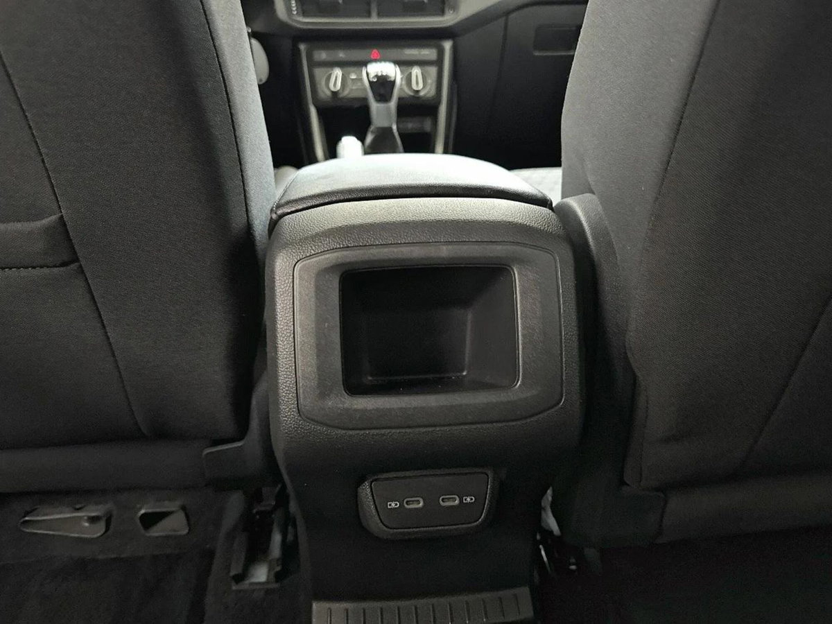 Volkswagen T-Cross 1.0 TSI 110 CV DSG Style (18)