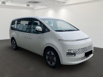 Hyundai Staria 1.6 hev 2wd auto (3)