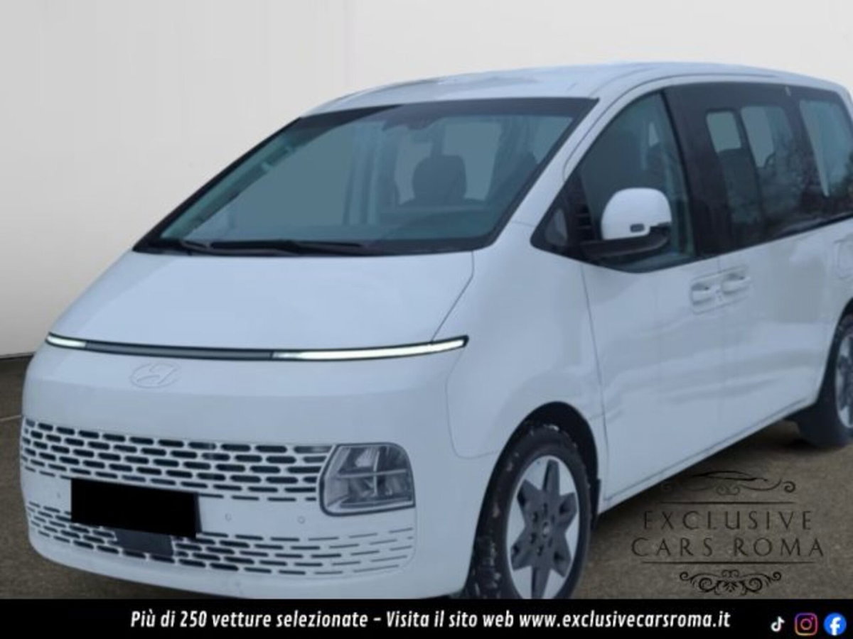 Hyundai Staria 1.6 hev 2wd auto