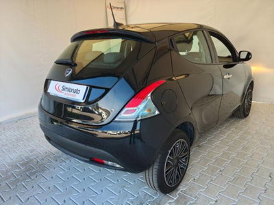 Lancia Ypsilon 1.0 FireFly 5 porte S&S Hybrid Gold Plus (4)