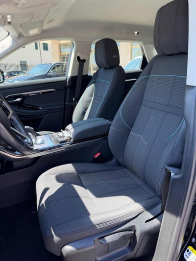 Land Rover Range Rover Evoque 2.0D I4 163 CV AWD Auto SE (7)