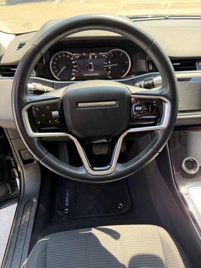 Land Rover Range Rover Evoque 2.0D I4 163 CV AWD Auto SE (8)