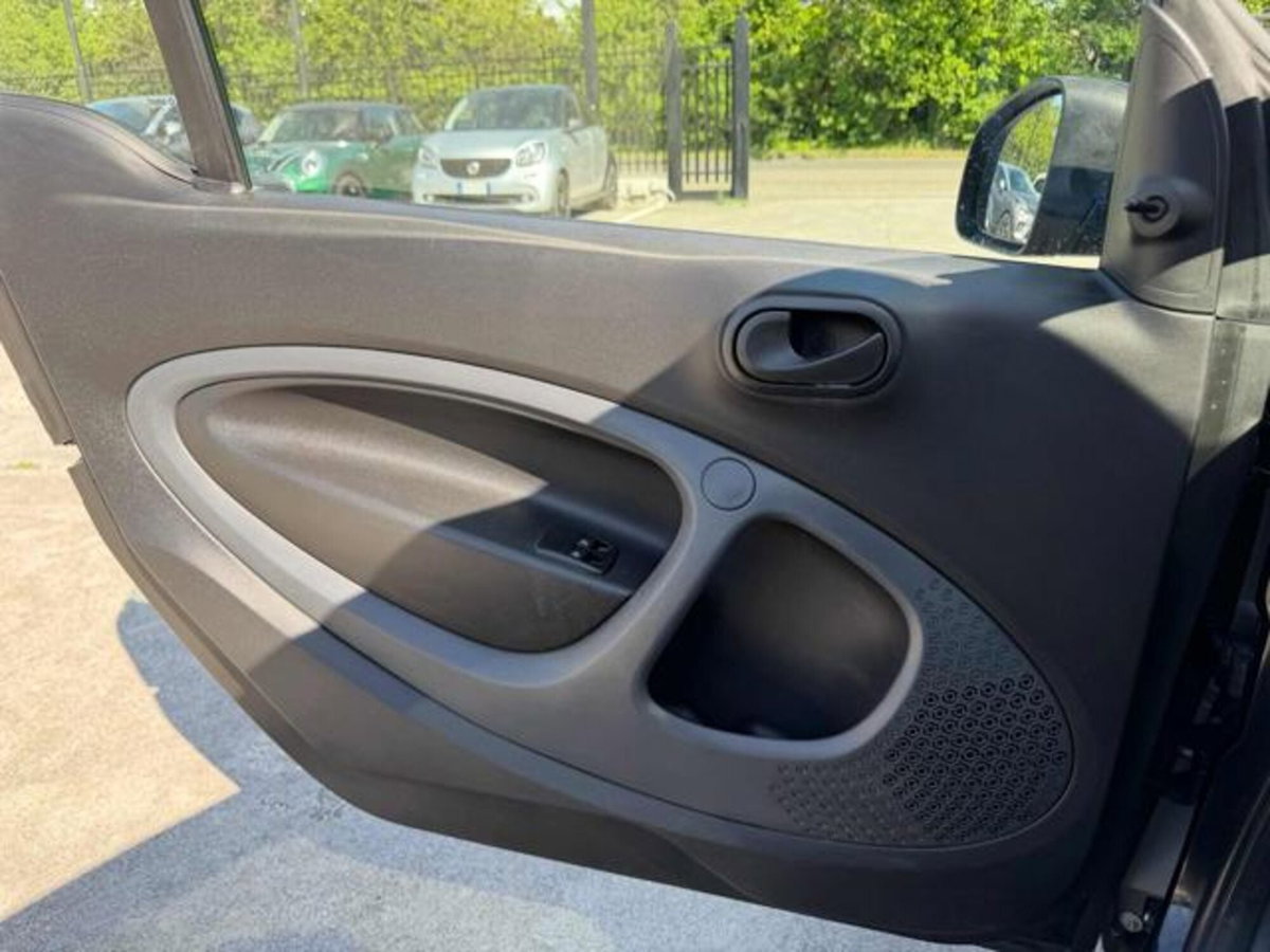 smart Fortwo 60 1.0 Youngster (13)