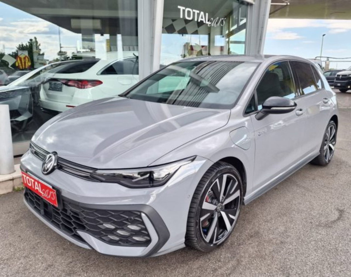 Volkswagen Golf 1.5 tsi ehybrid GTE 272cv dsg (3)