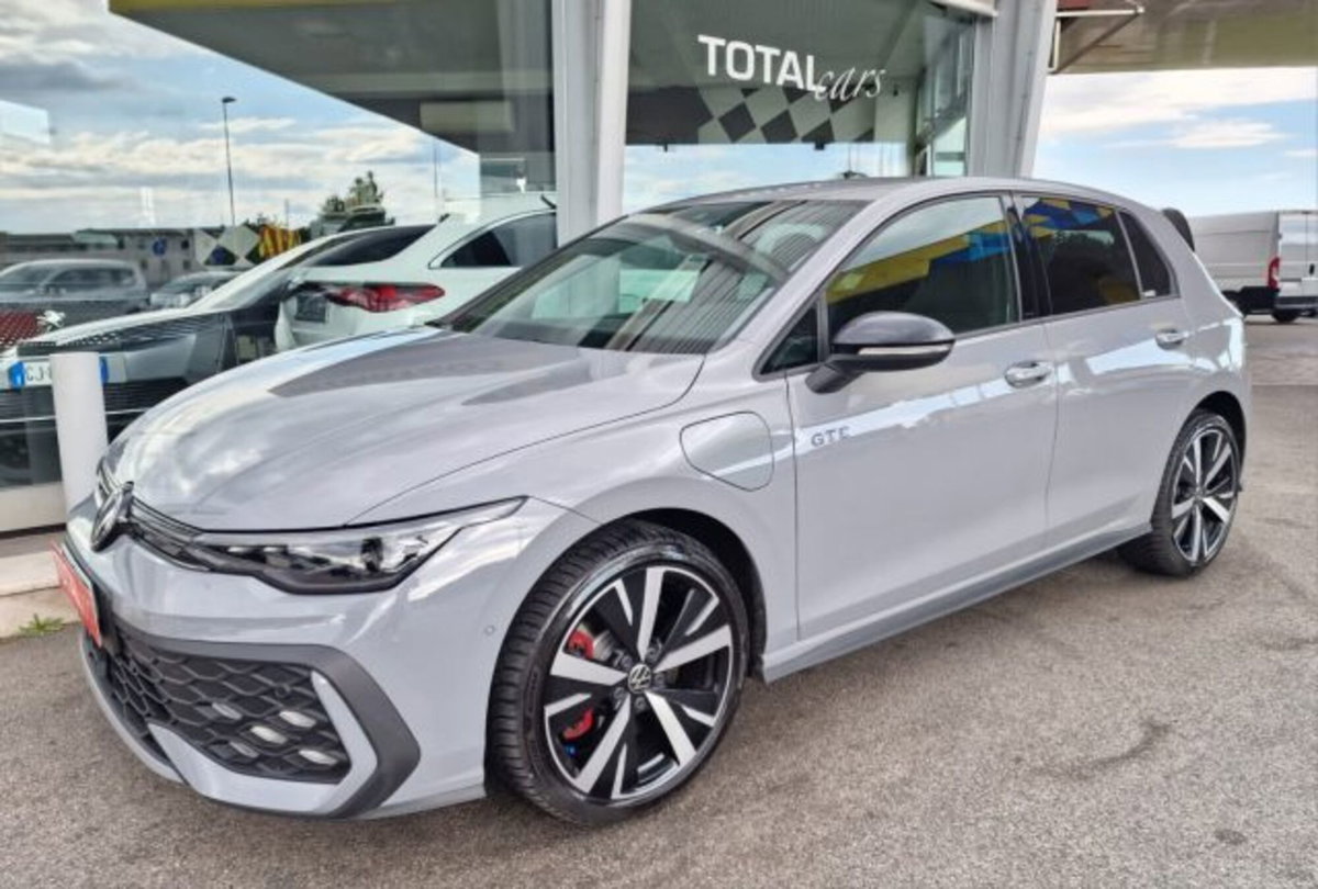Volkswagen Golf 1.5 tsi ehybrid GTE 272cv dsg (4)
