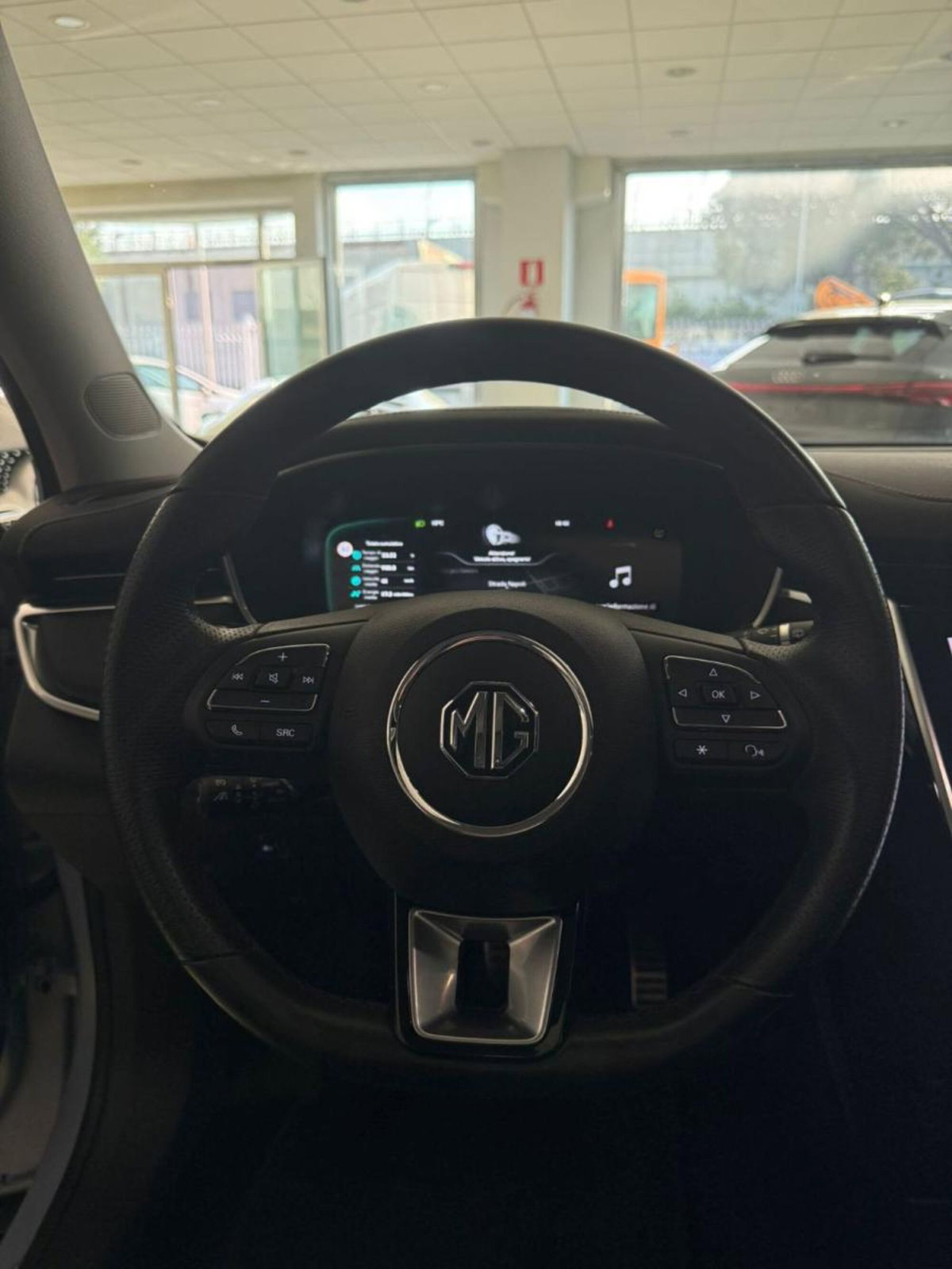 Mg Marvel R Luxury (13)