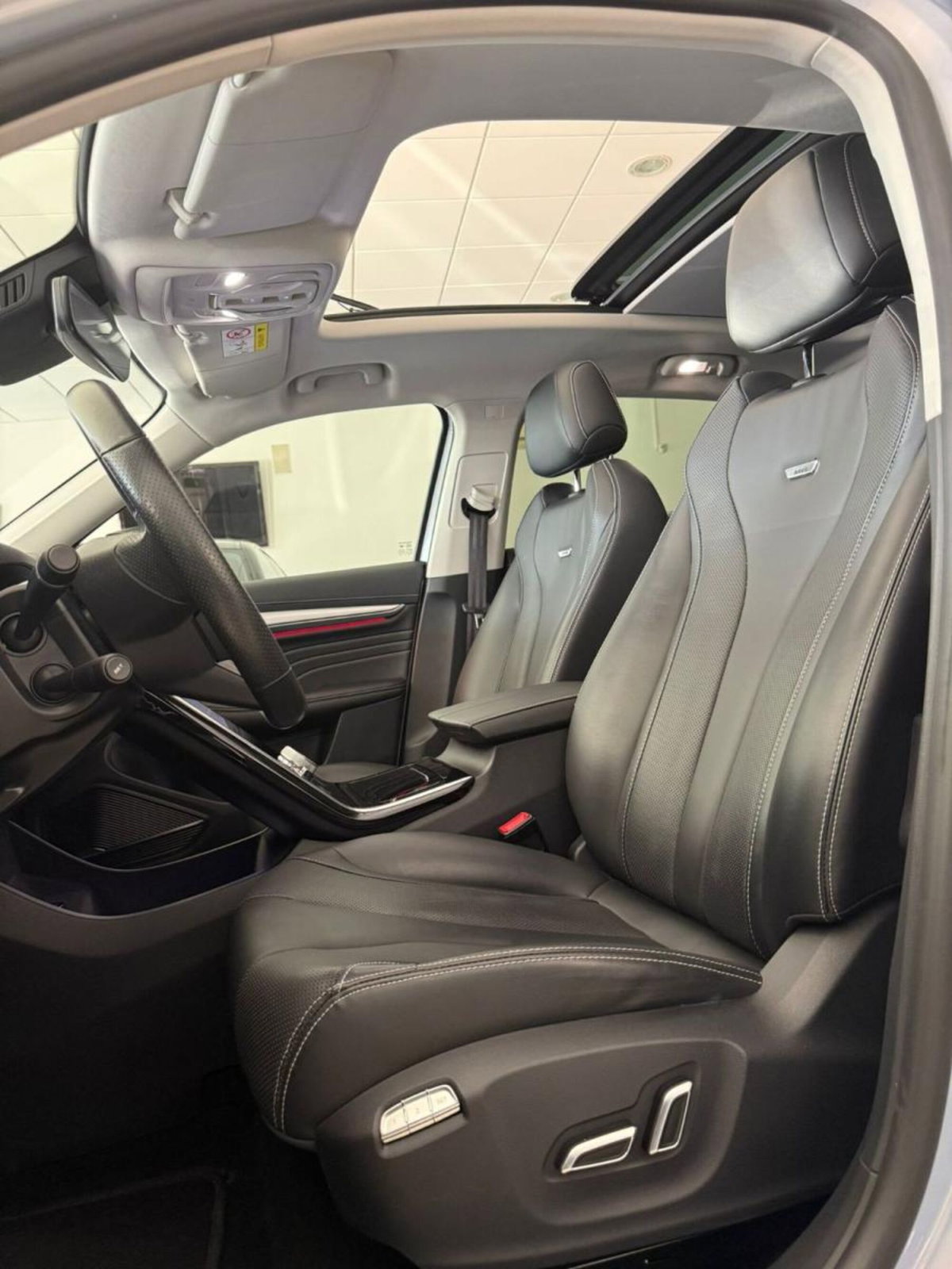 Mg Marvel R Luxury (9)