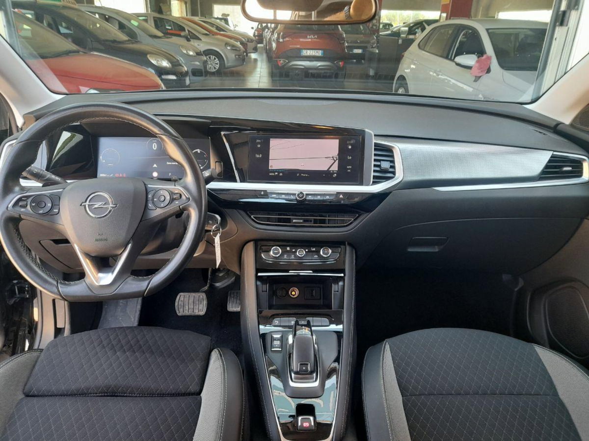 Opel Grandland 1.5 diesel Ecotec aut. GS Line (8)