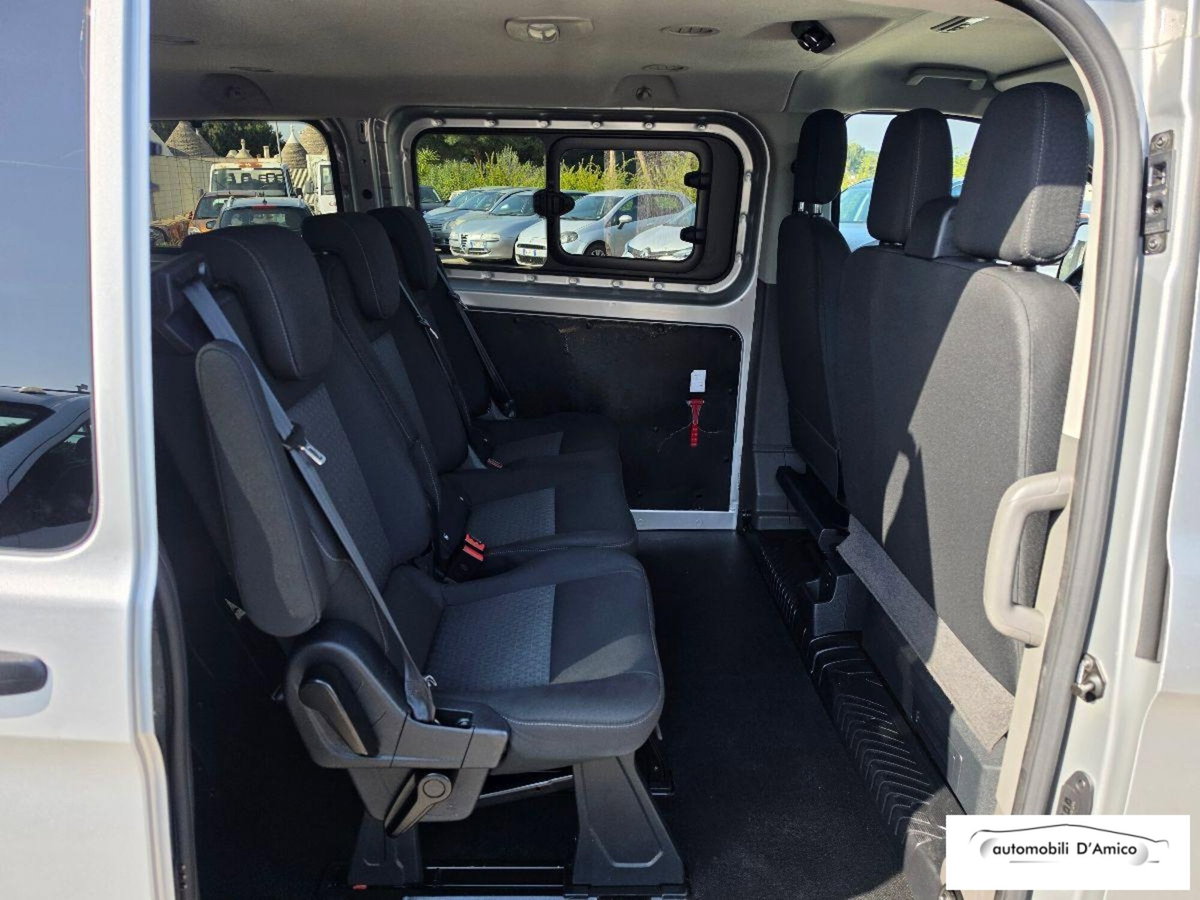 Ford Transit Custom  320 2.0 ecoblue 170cv combi M1 Trend L2H1 AWD A8 (6)
