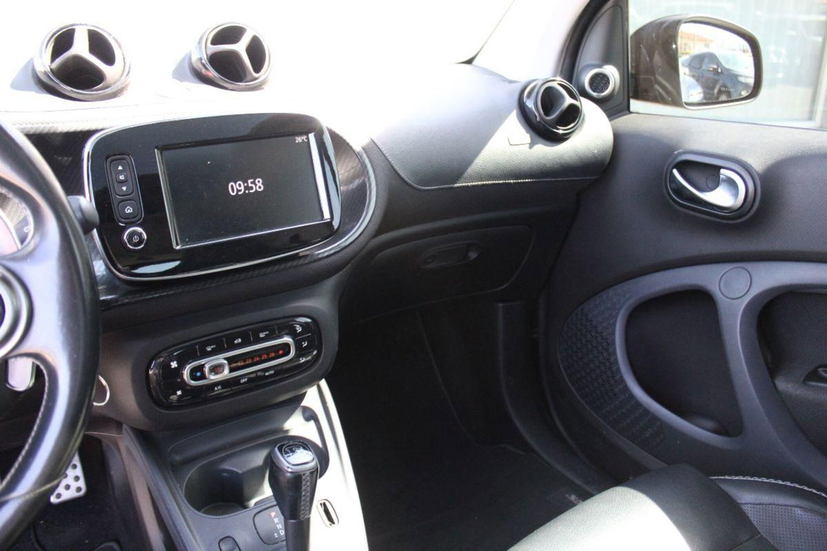 smart Fortwo BRABUS 0.9 Turbo twinamic Xtreme (13)