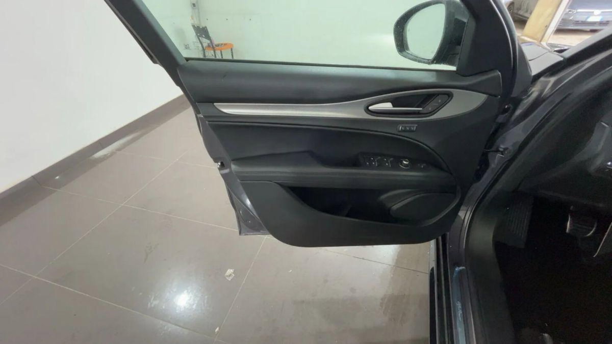 Alfa Romeo Stelvio Stelvio 2.2 Turbodiesel 210 CV AT8 Q4 Lusso (13)