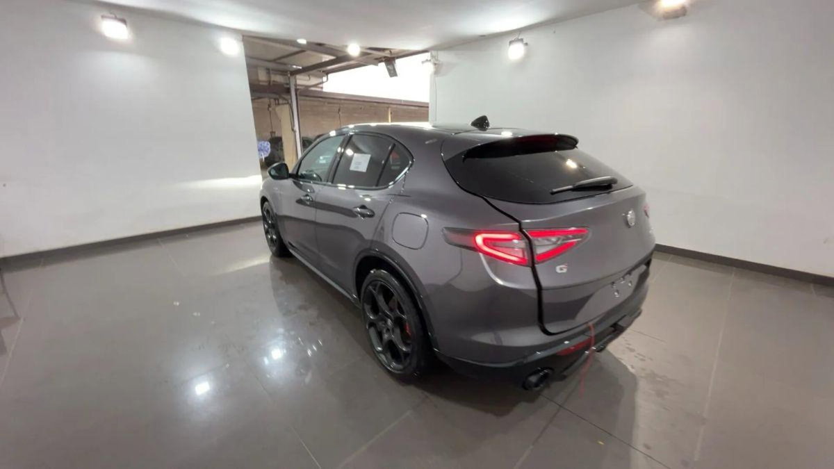 Alfa Romeo Stelvio Stelvio 2.2 Turbodiesel 210 CV AT8 Q4 Lusso (4)