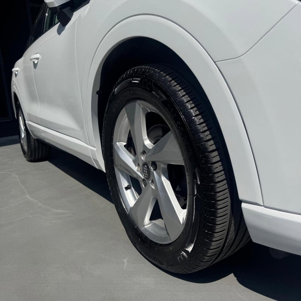 Audi Q3 35 TDI quattro S tronic Business (4)