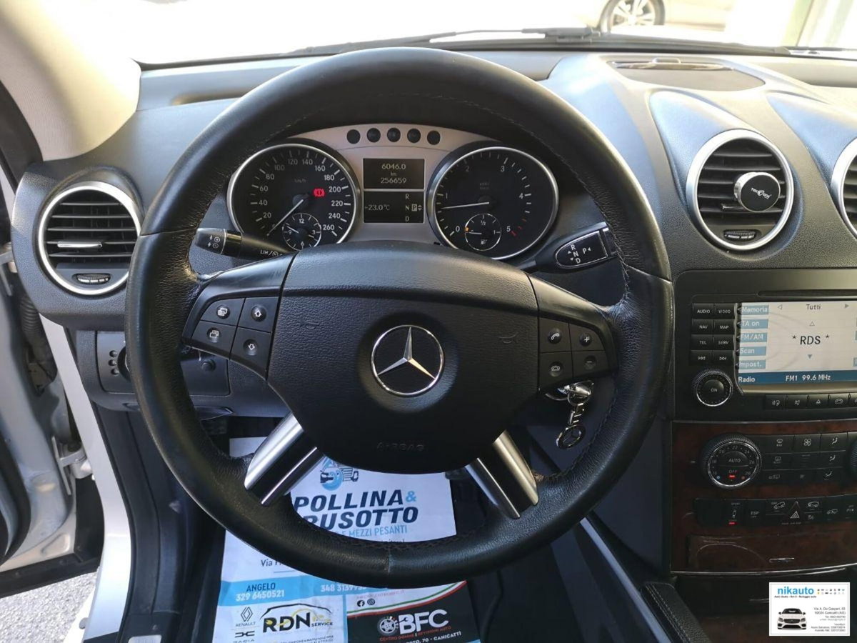 Mercedes-Benz Classe ML 320 CDI (15)
