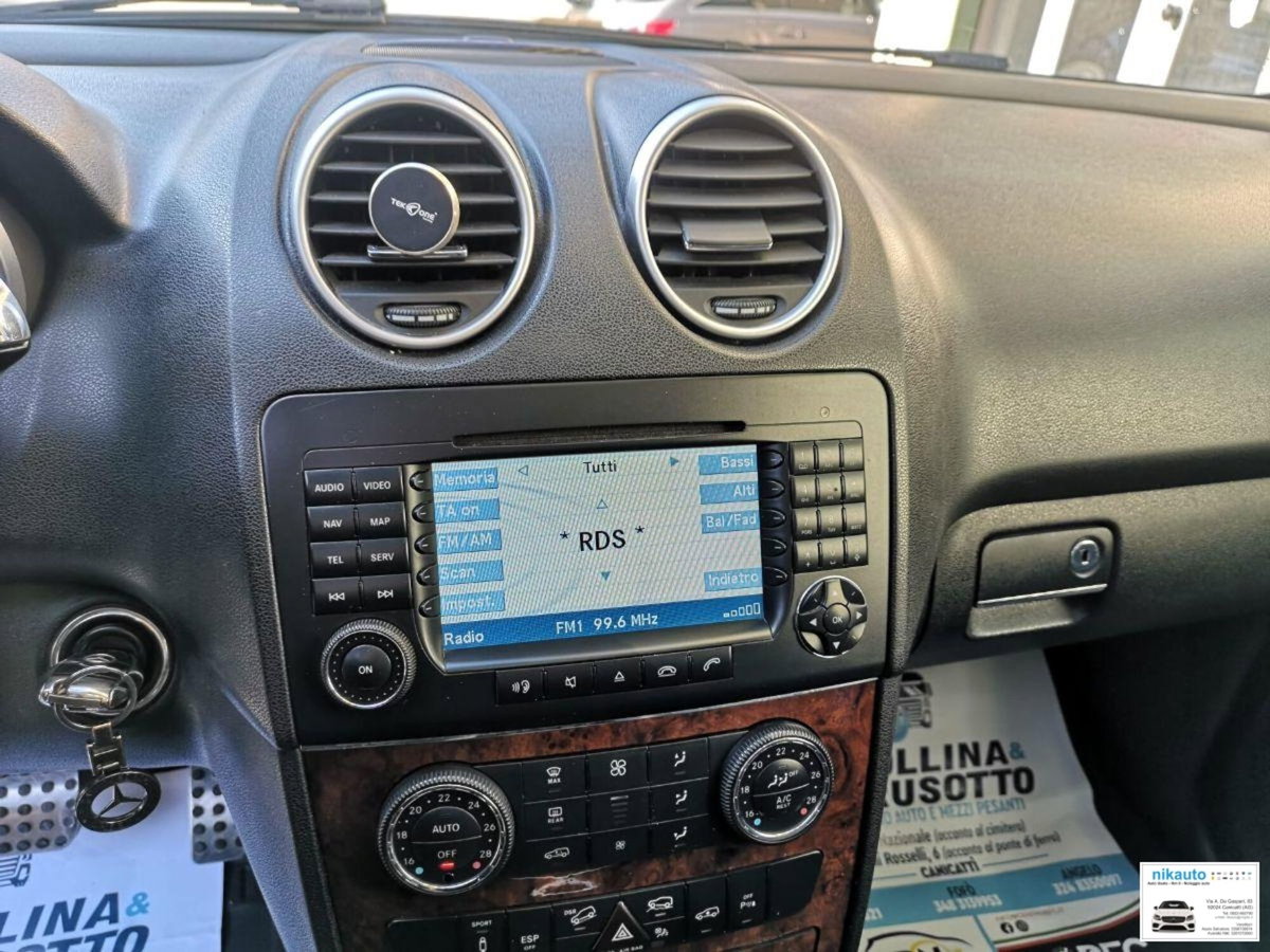Mercedes-Benz Classe ML 320 CDI (16)